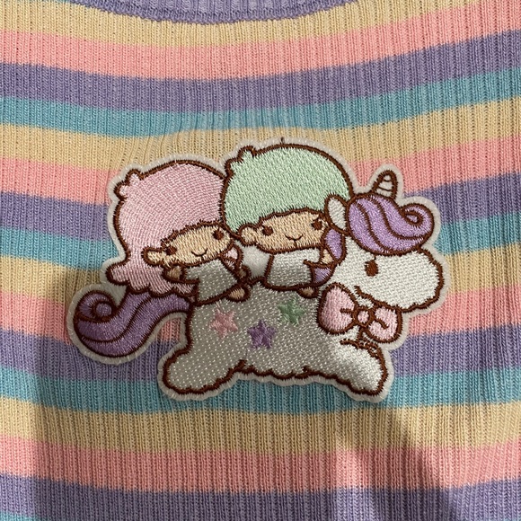Custom LITTLE TWIN STARS rainbow pastel knit top - Picture 5 of 8